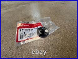 (400) New Genuine Honda Clip 90700SJ4000 / 90700-SJ4-000 same as dealer