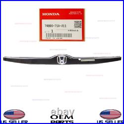 Genuine Liftgate Tailgate License Molding Garnish OEM Honda Fit LX Sport 2015-20