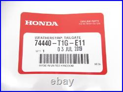 Genuine OEM Honda 74440-T1G-E11 Rear Hatch Liftgate Weatherstrip Seal Genuine OEM Honda 74440-T1G-E11 Rear Hatch Liftgate Weatherstrip Seal