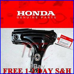 Genuine OEM Honda Civic Si B16 Engine Motor Mount T Bracket