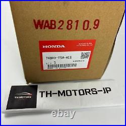 Honda Genuine OEM Liftgate Tailgate Hatch License Molding 2017Fit 74890-T5A-A11