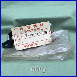 New Genuine Honda 77230-317-670 Catch, Seat