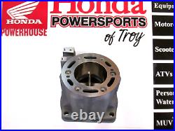 New Genuine Honda Oem Cylinder 2002-2004 Cr250r With Studs 12010-kz3-l20