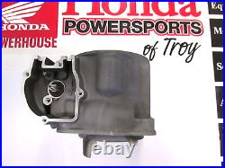 New Genuine Honda Oem Cylinder 2002-2004 Cr250r With Studs 12010-kz3-l20