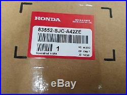 New Genuine Honda Ridgeline Drivers Door Armrest Pad 83552-sjc-a42ze Dark Gray